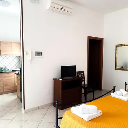 Endeka * Castrignano de' Greci